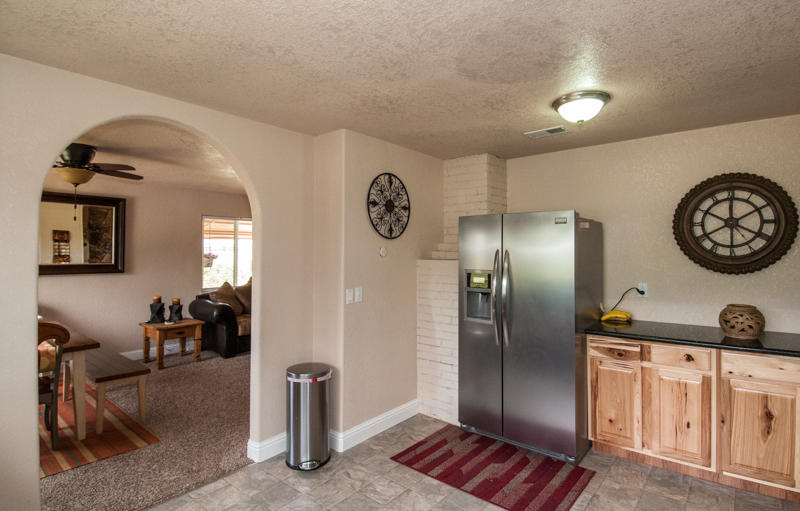 22014 Lone Tree Road Anderson, CA 96007 - Photo 5 of 19 a view of a hallway with elevator