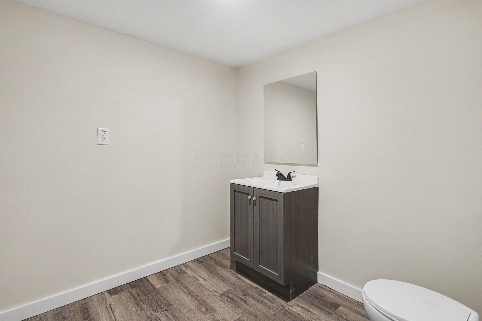 6105 Hopewell Church Road Southwest Lancaster, OH 43130 - Photo 16 of 19 Gallery Image 16