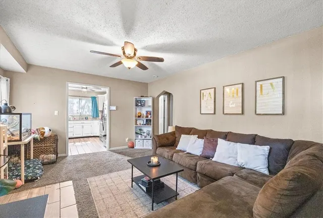 $159,995 | 2401 Haskell Avenue, Kansas City, KS 66104