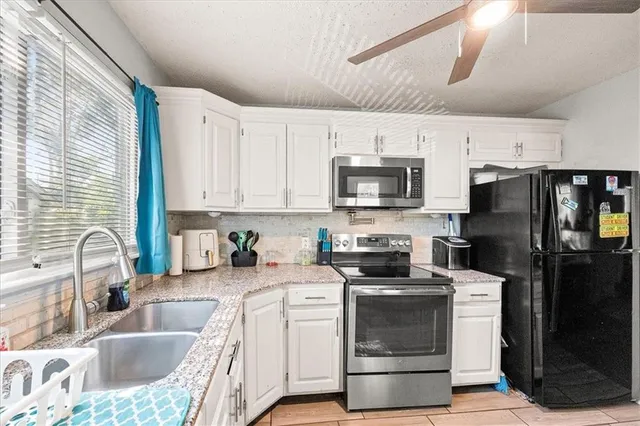 $159,995 | 2401 Haskell Avenue, Kansas City, KS 66104