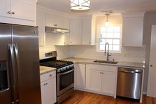 4-2 Bryon Road, Unit 2 Newton, MA 02467 - Photo 5 of 8