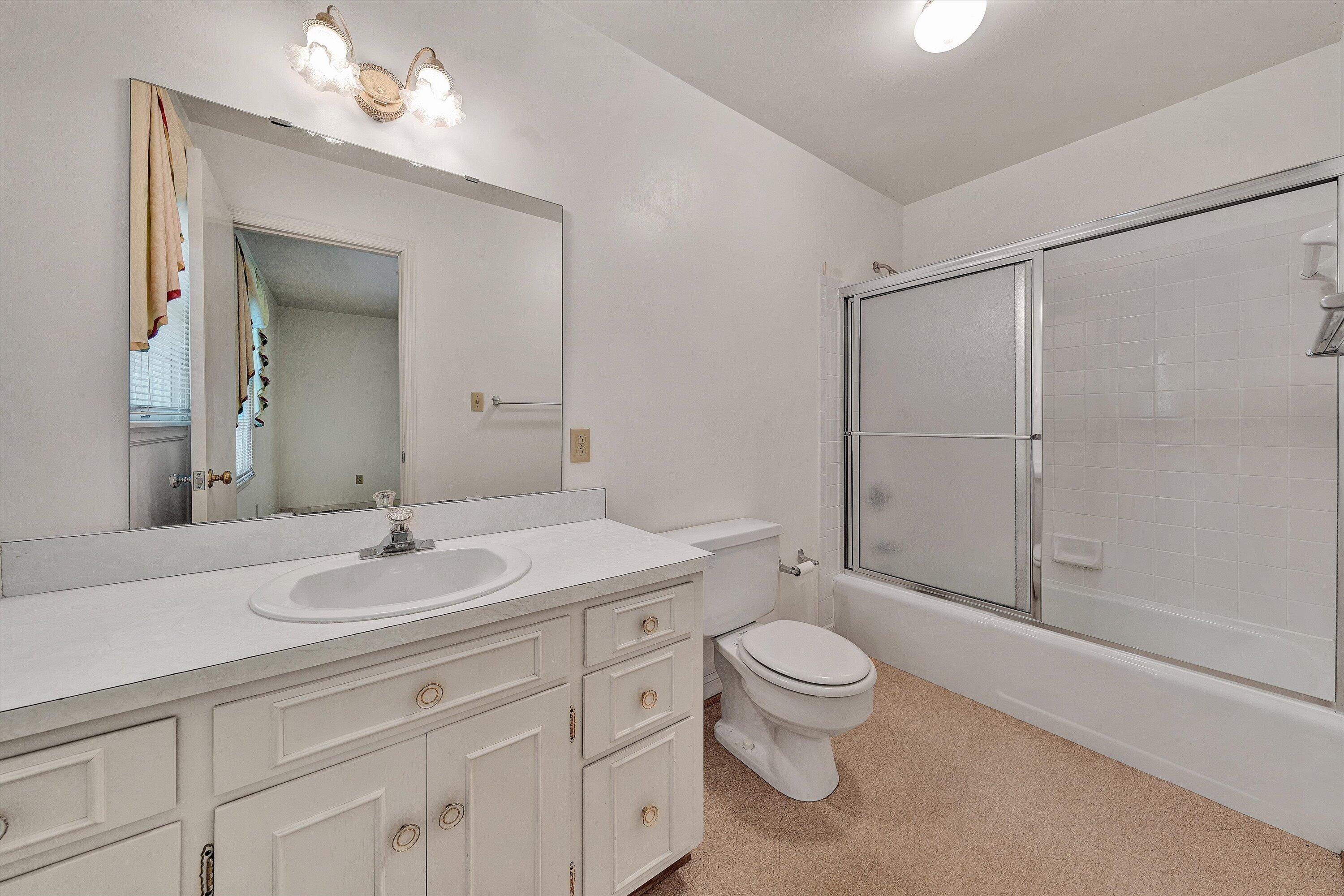 3615 Brymoor Road Southwest Roanoke, VA 24018 - Photo 23 of 48 23-DSC00061
