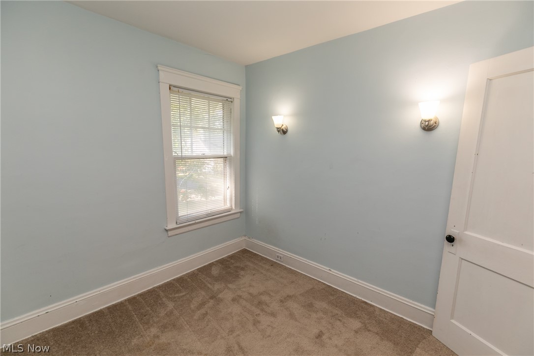 3073-3075 Edgehill Road Cleveland, OH 44118 - Photo 18 of 35 Gallery Image 18