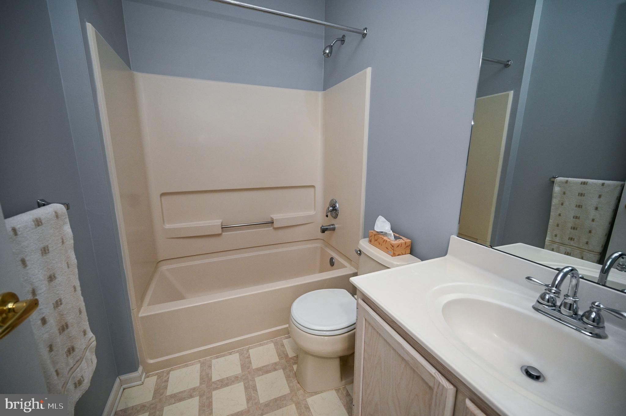 6 Ashley Court Delran, NJ 08075 - Photo 14 of 16