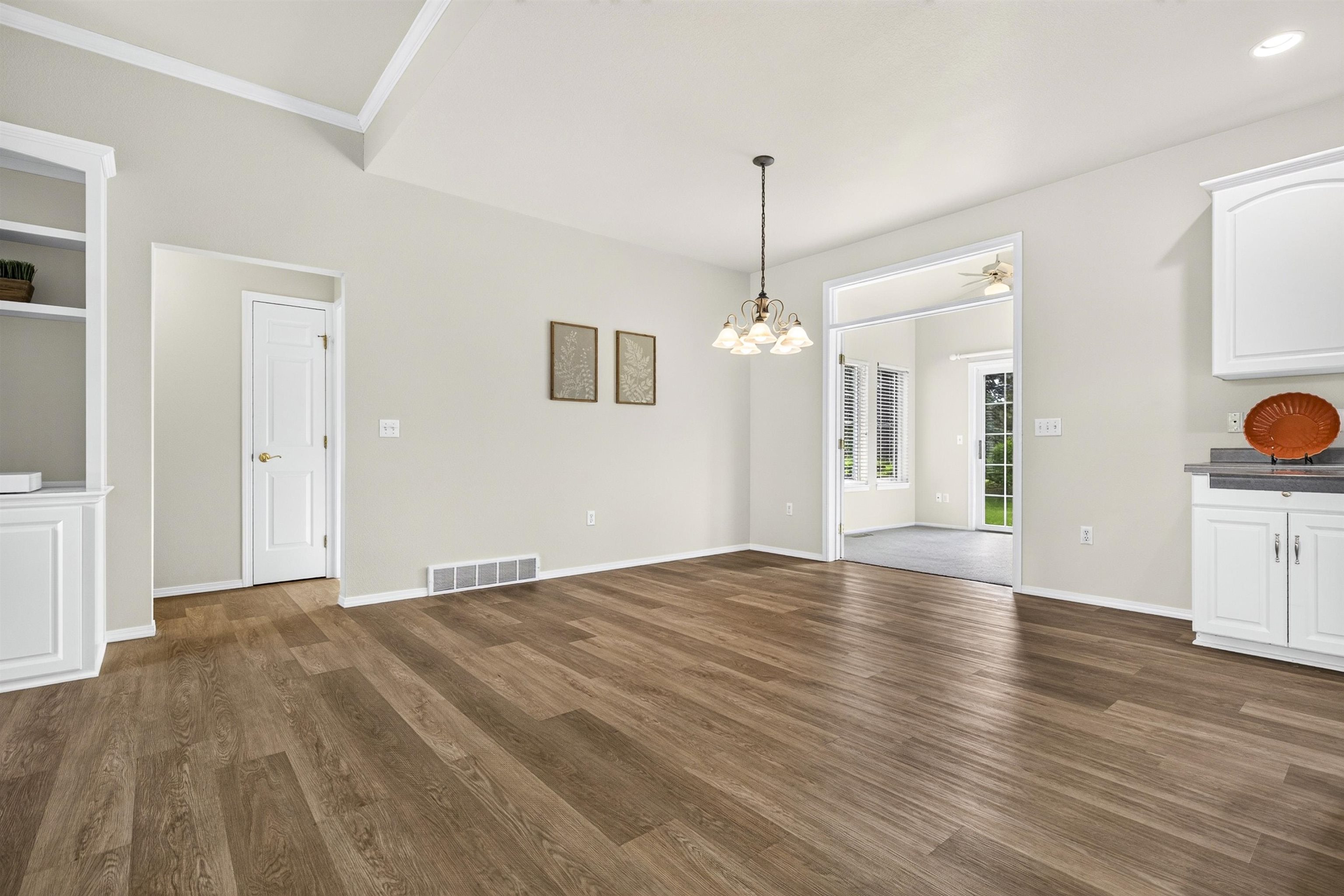 1057 Windtree Drive, Unit 48 Appleton, WI 54914 - Photo 28 of 54 Gallery Image 28