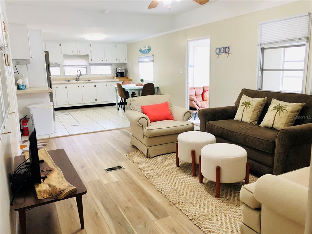 980 7th Street Northwest, Unit 72 Largo, FL 33770 - Photo 6 of 27