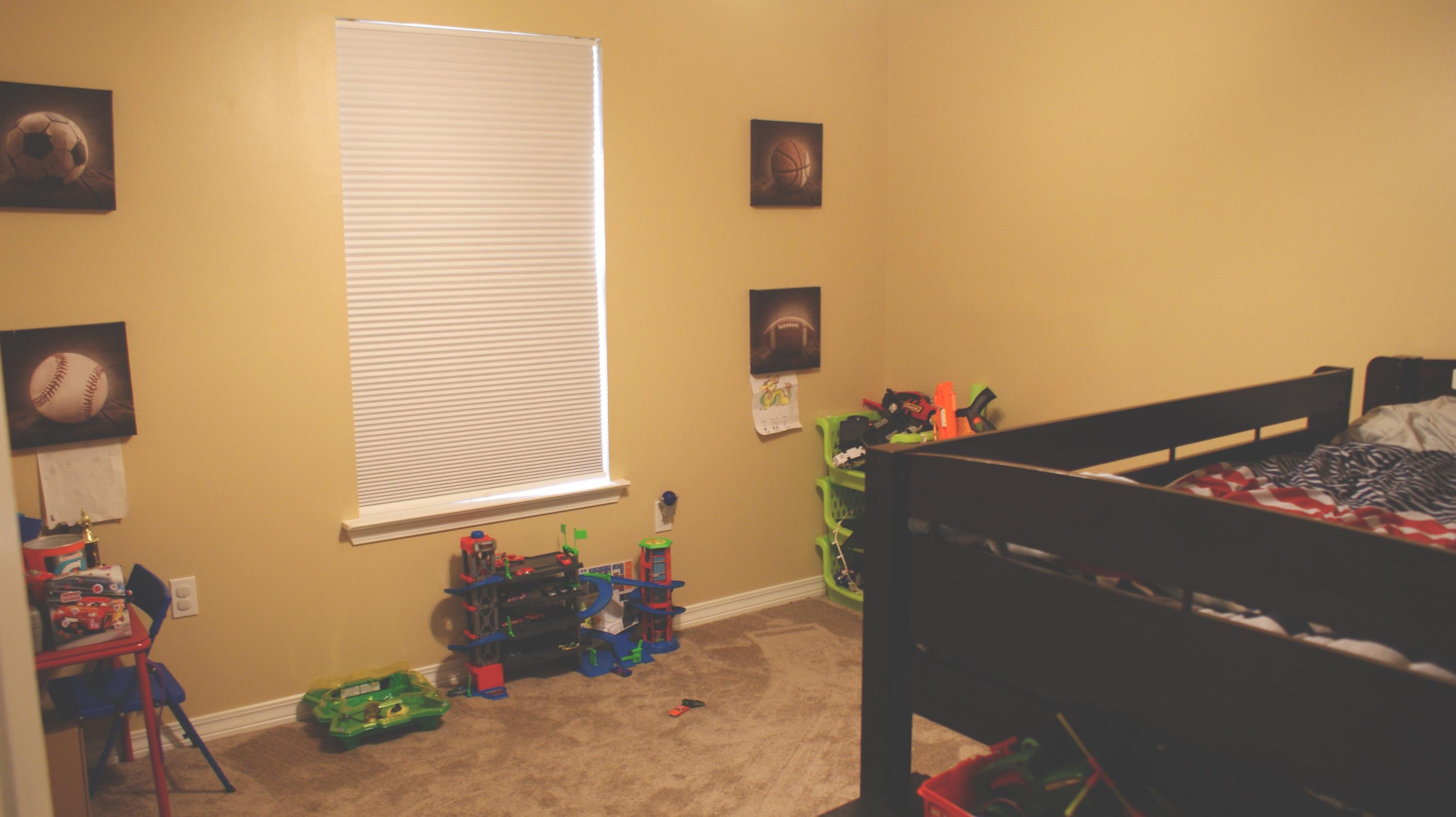 897 Lighthouse Church Road Holt, FL 32564 - Photo 13 of 15 a living room with a couch