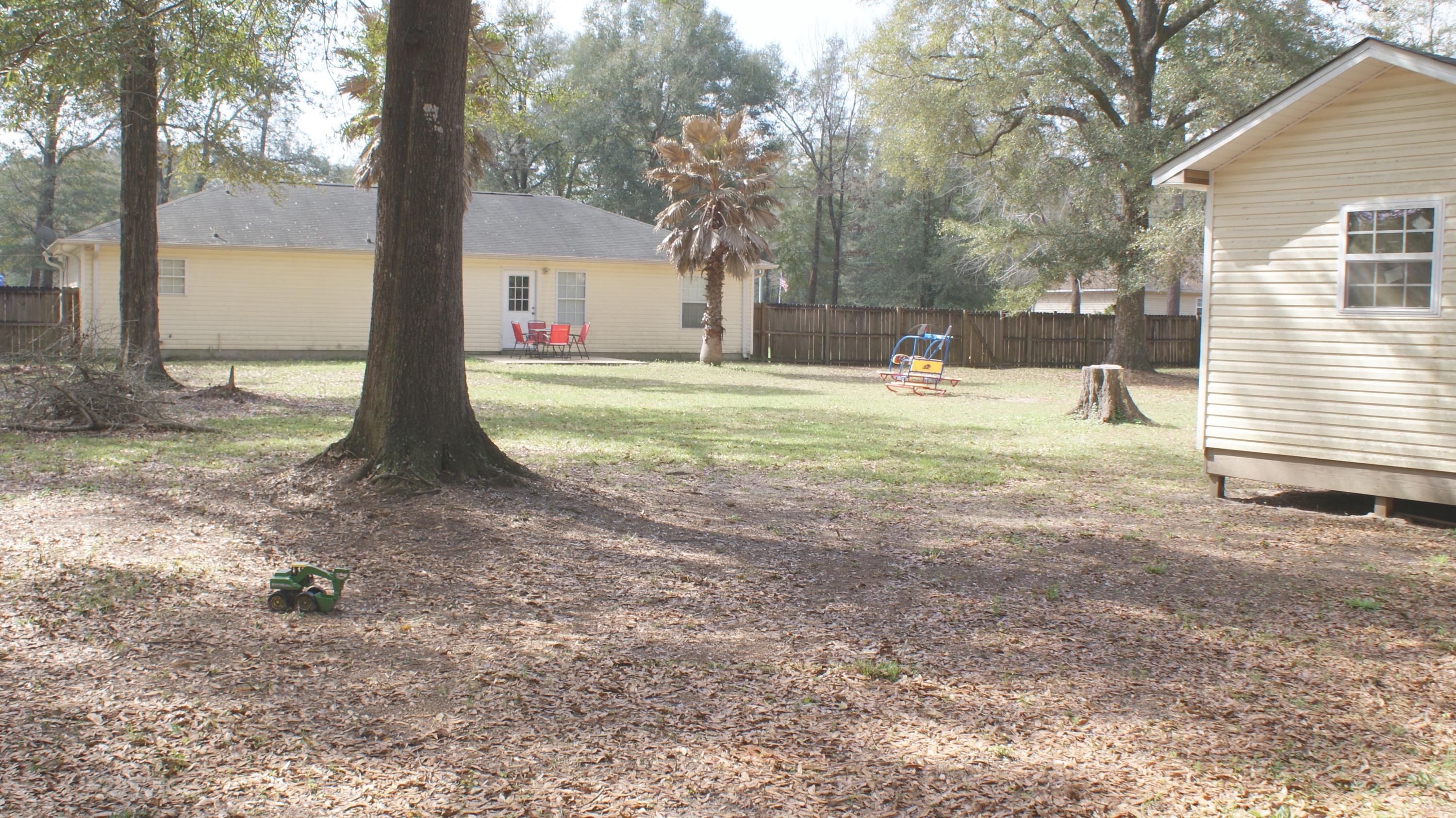 897 Lighthouse Church Road Holt, FL 32564 - Photo 4 of 15 a view of back yard of the house