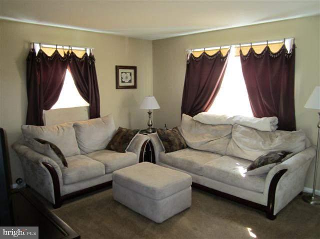 3 Heatherland Road Middletown, PA 17057 - Photo 2 of 24 Gallery Image 2