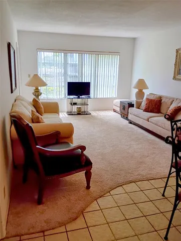 $1,400 | 3200 North Palm Aire Drive, Unit 105, Pompano Beach, FL 33069