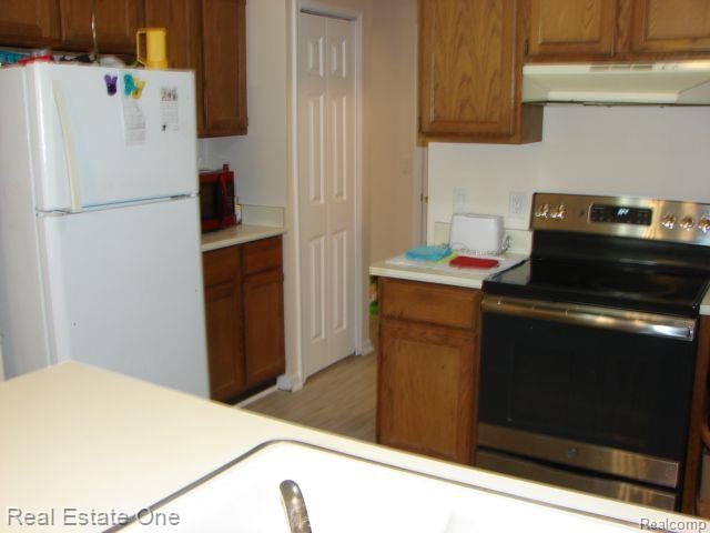 27880 Evergreen Road Lathrup Village, MI 48076 - Photo 10 of 29