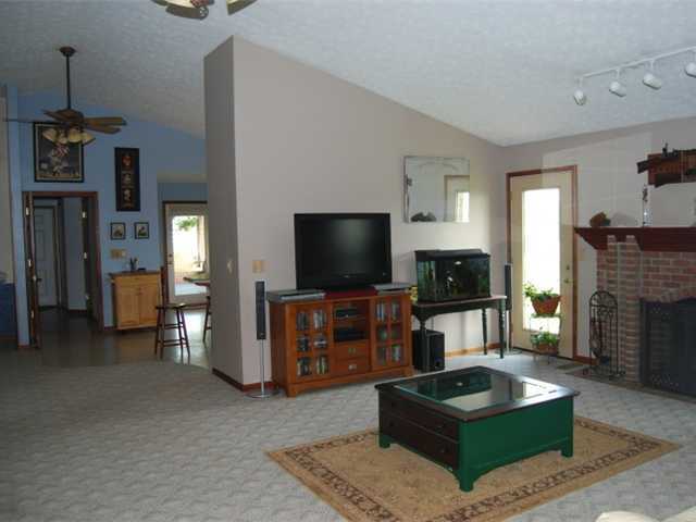 9500 Richards Road Northeast Utica, OH 43080 - Photo 2 of 18 Gallery Image 2