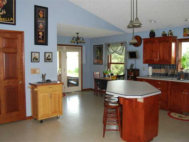9500 Richards Road Northeast Utica, OH 43080 - Photo 5 of 18 Gallery Image 5