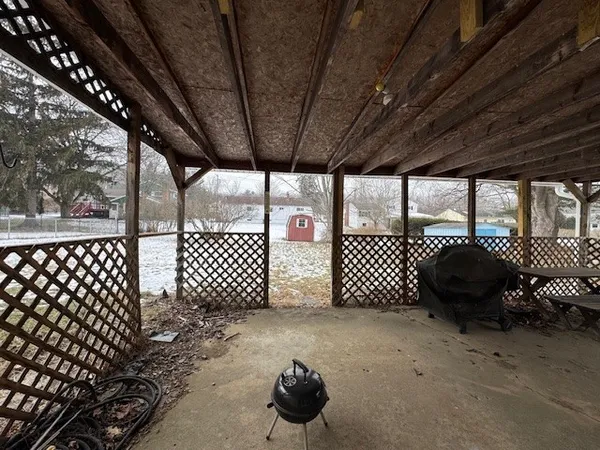 $2,200 | 812 Dickinson Drive, Vestal, NY 13850