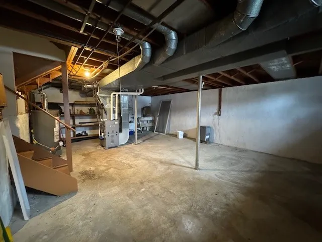 $2,200 | 812 Dickinson Drive, Vestal, NY 13850