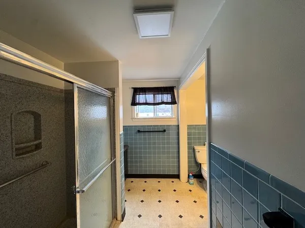 $2,200 | 812 Dickinson Drive, Vestal, NY 13850