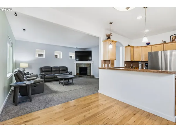 $560,000 | 2527 Park View Drive, Eugene, OR 97408