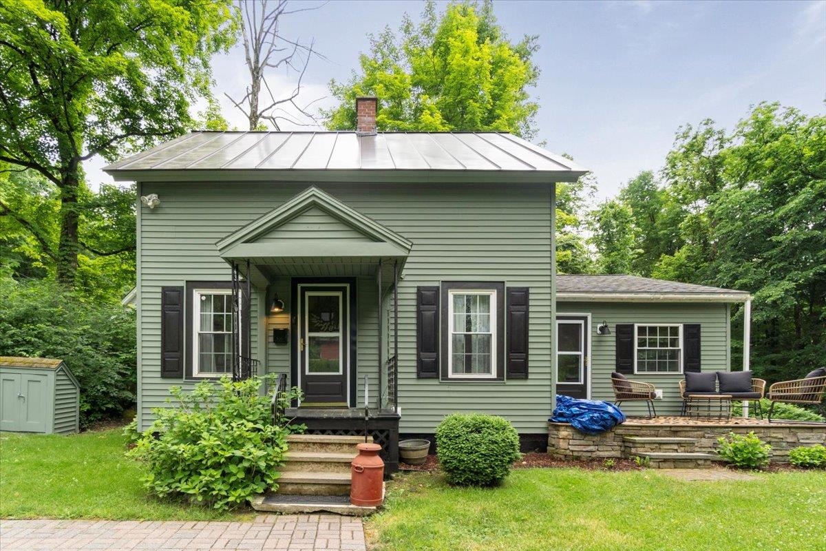 17 Bluff Street Proctor, VT 05765 - Photo 1 of 34 Gallery Image 1