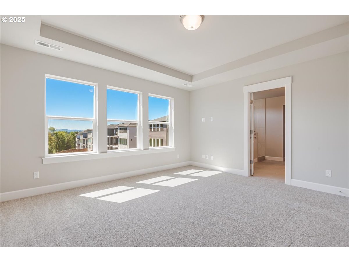 18070 Southwest Barrows Road Beaverton, OR 97007 - Photo 13 of 16 Gallery Image 13