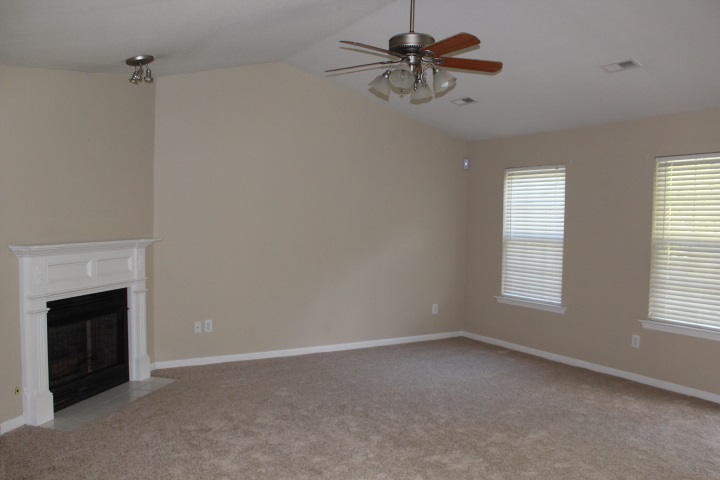504 Creamer Road Anderson, SC 29625 - Photo 3 of 9