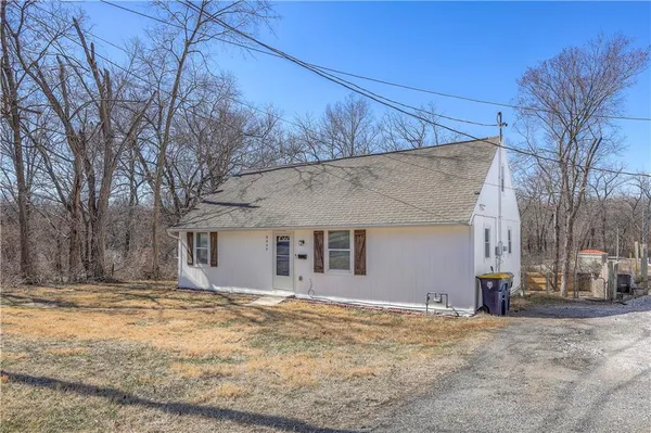 $254,500 | 8446 Oak Street, Kansas City, MO 64114