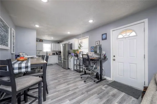 $254,500 | 8446 Oak Street, Kansas City, MO 64114