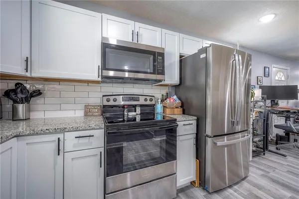 $254,500 | 8446 Oak Street, Kansas City, MO 64114