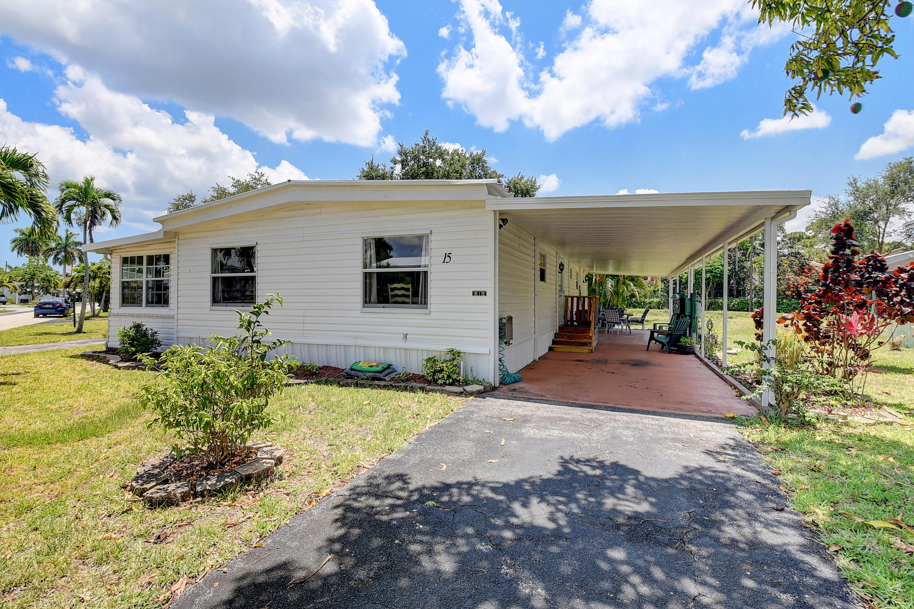 12375 South Military Trail, Unit 15, Boynton Beach, FL 33436 Compass