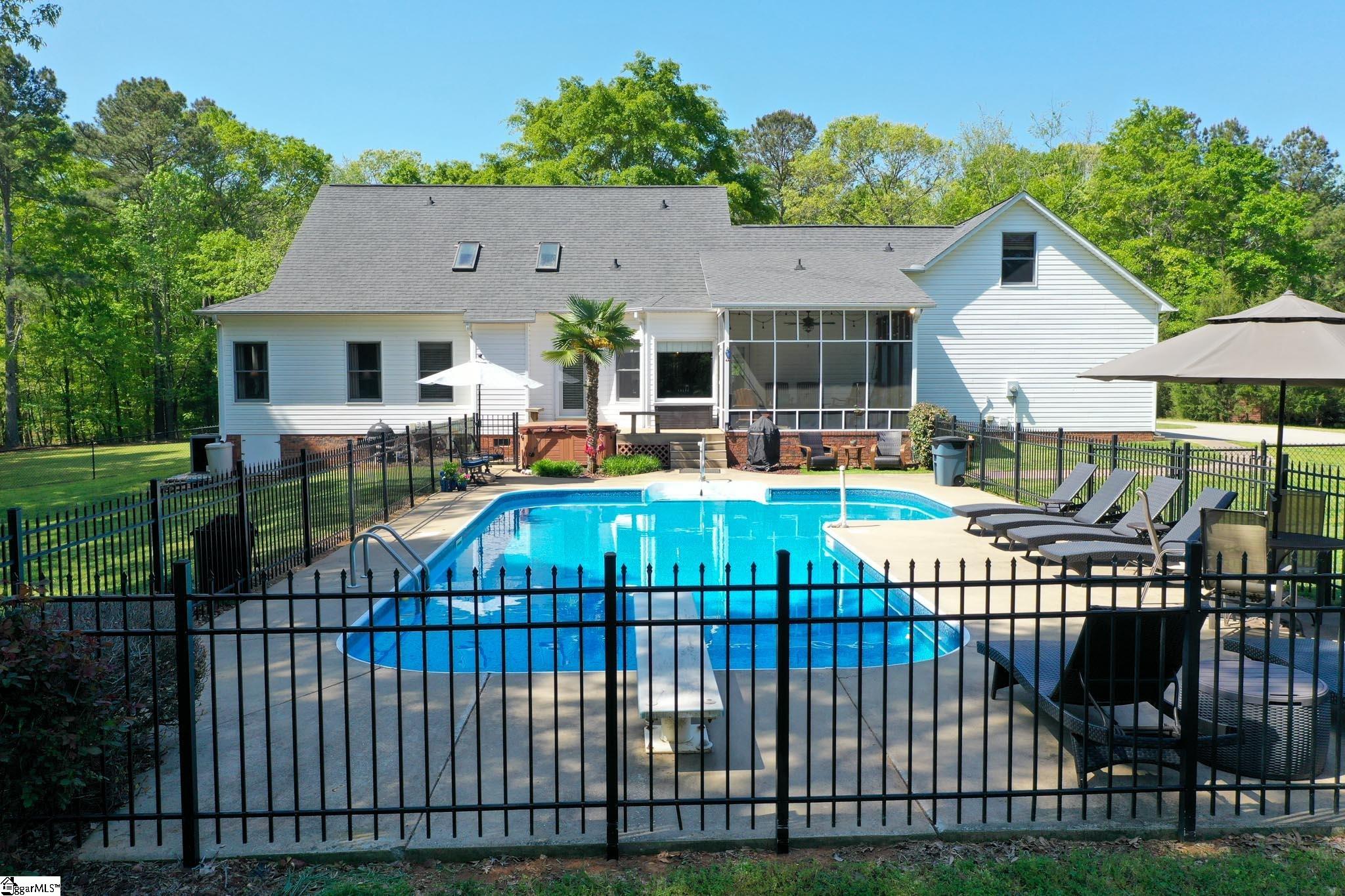 1750 Holliday Dam Road Belton, SC 29627 - Photo 28 of 33