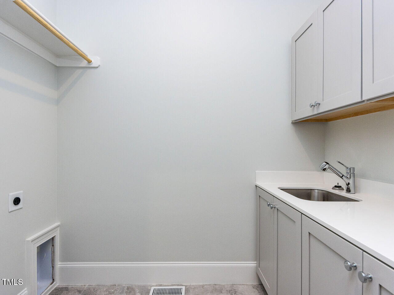 809 St Charles Street Durham, NC 27713 - Photo 24 of 43 026-1280x960-laundry-room