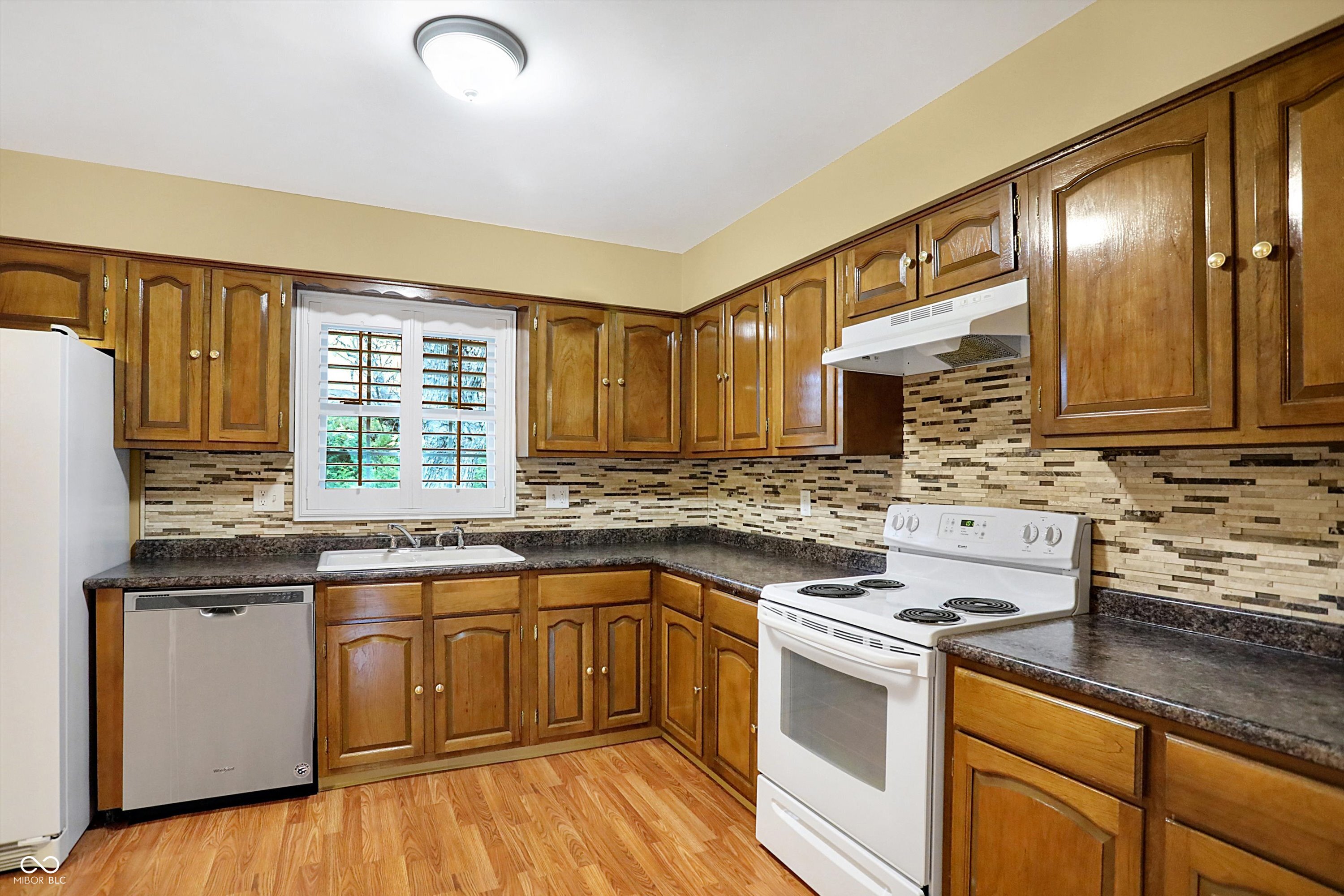 295 North Restin Road Greenwood, IN 46142 - Photo 16 of 44 Gallery Image 16