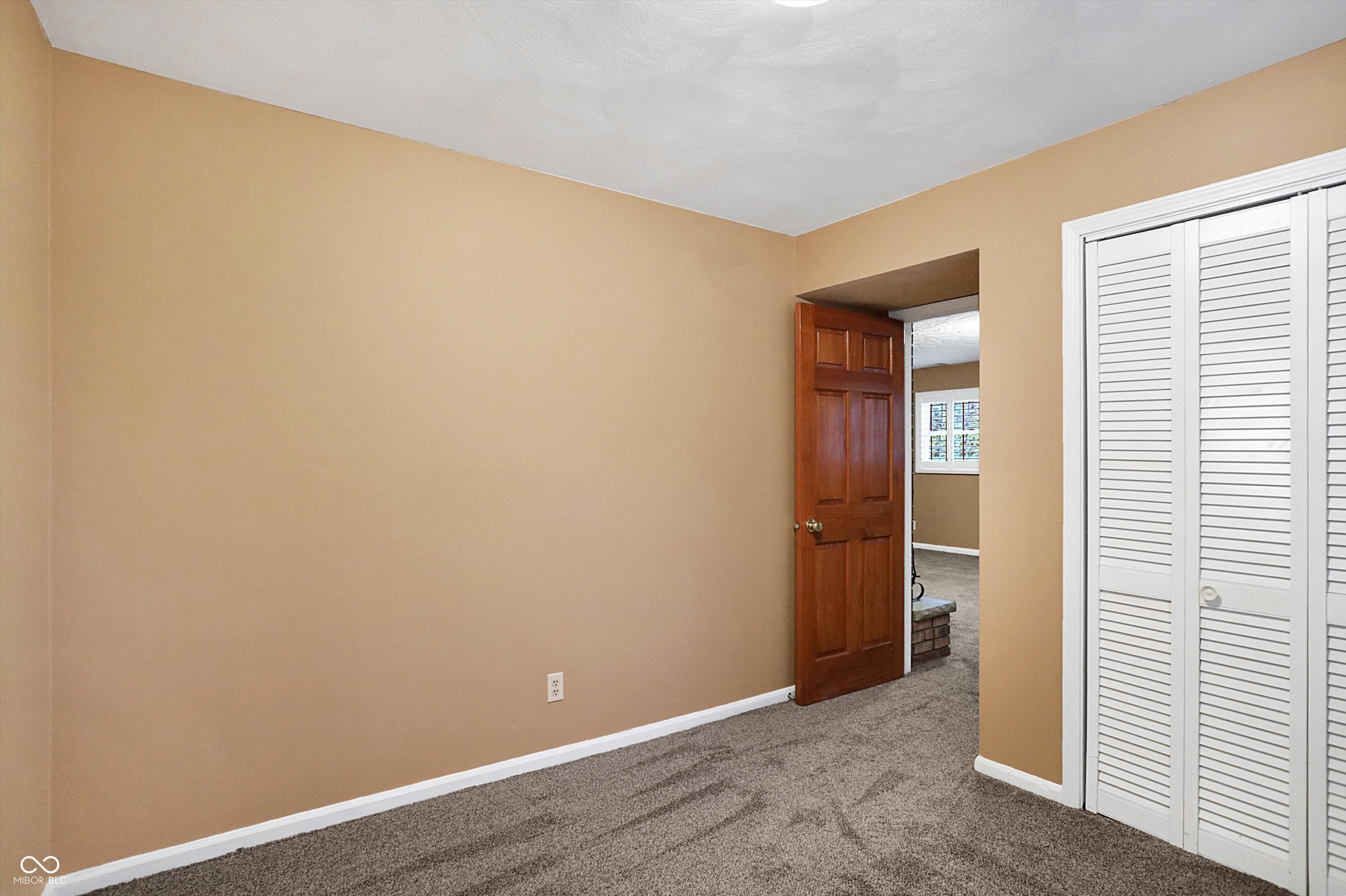 295 North Restin Road Greenwood, IN 46142 - Photo 35 of 44 Gallery Image 35