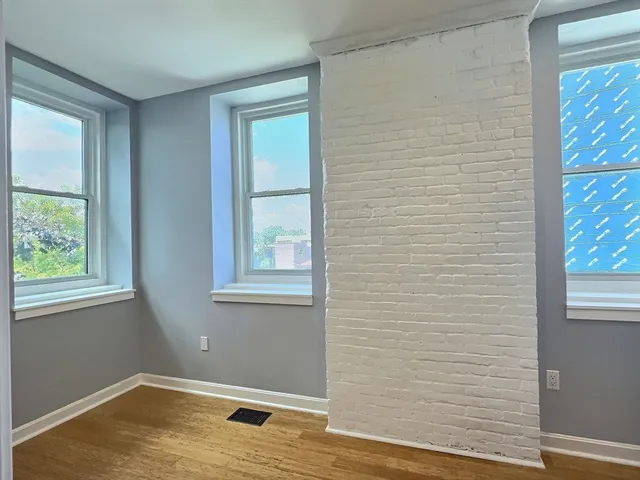 $349,999 | 201 Thorndike Street, Unit 501, Lowell, MA 01852