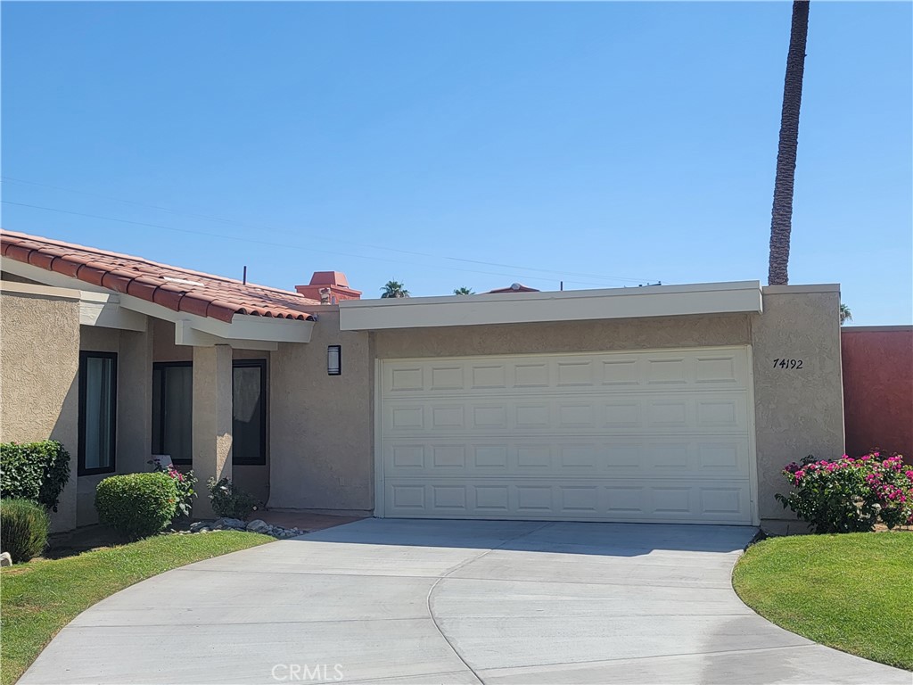 74192 Santa Rosa Circle Palm Desert, CA 92260 - Photo 4 of 37