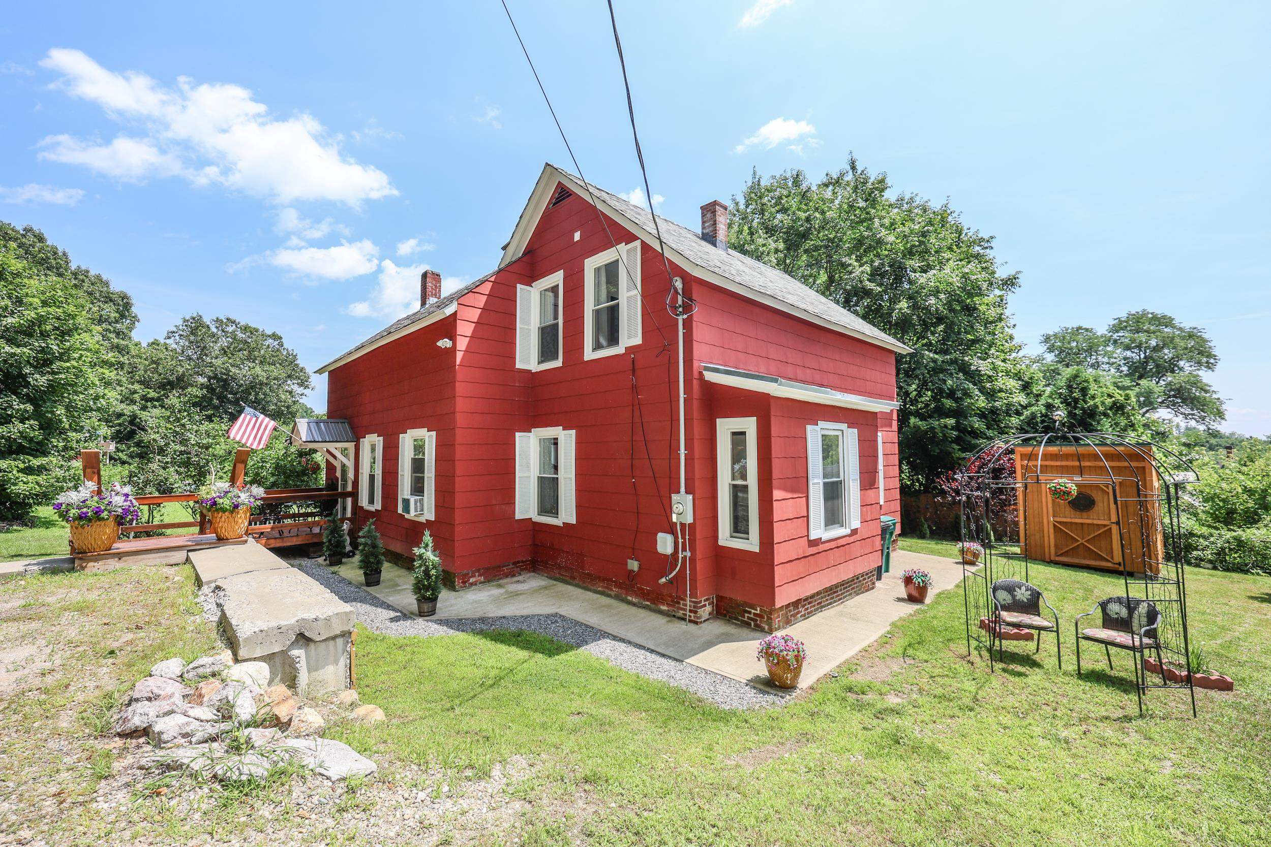 28 Spring Street Hinsdale, NH 03451 - Photo 5 of 50