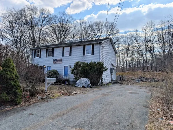$400,000 | 2 Granite Street, Millbury, MA 01527