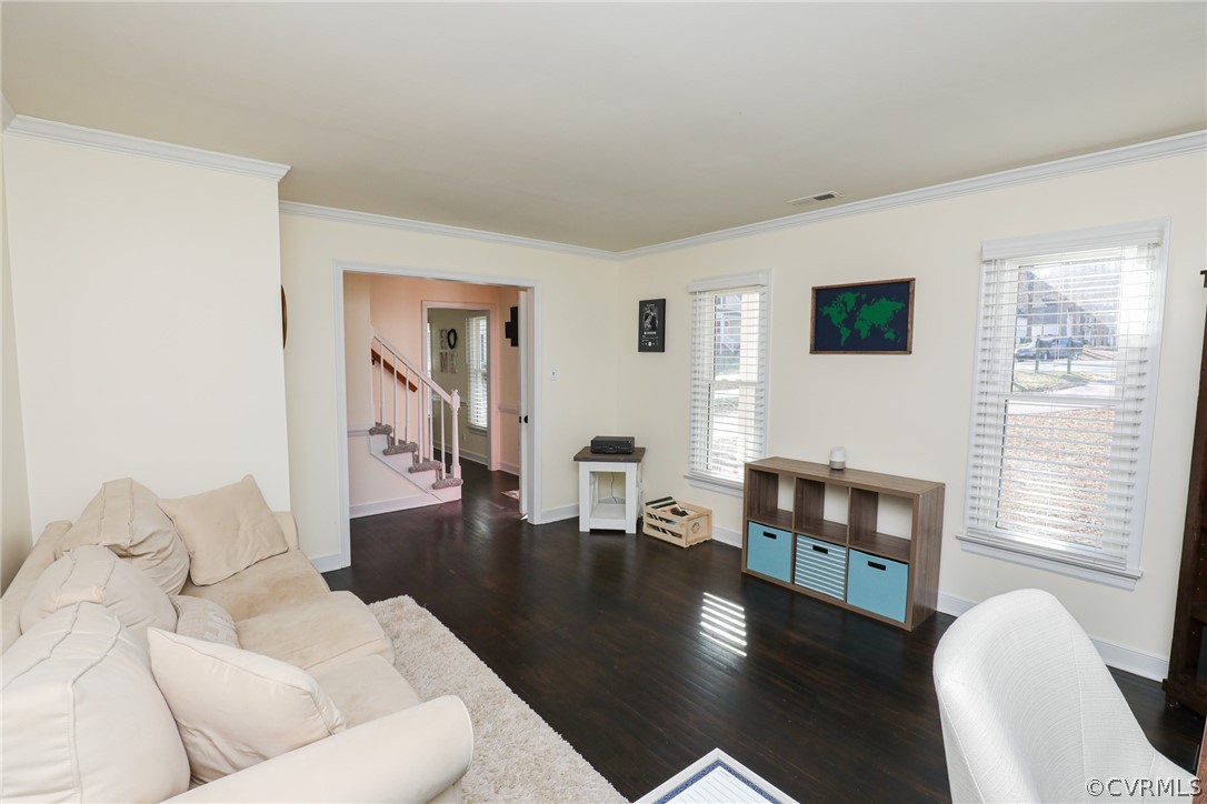 14025 Sagebrook Road Midlothian, VA 23112 - Photo 8 of 49 a living room with furniture wooden floor and a flat screen tv