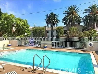 $555,000 | 628 Daisy Avenue, Unit 420, Long Beach, CA 90802