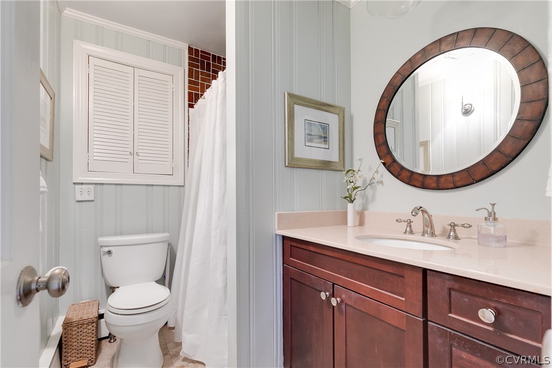 1015 Ridge Top Road Henrico, VA 23229 - Photo 26 of 50 Full bath with ceramic tile shower