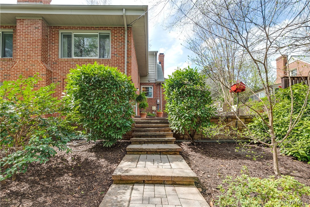 1015 Ridge Top Road Henrico, VA 23229 - Photo 49 of 50 Steps leading to the patio