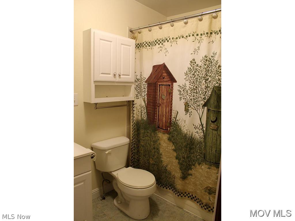 2600 Rock Run Road St. Marys, WV 26170 - Photo 11 of 24 First floor bath