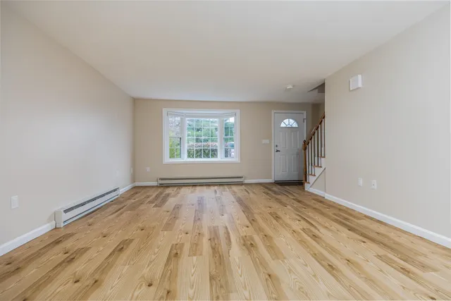 $3,500 | 1275 Maplewood Avenue, Unit 7, Portsmouth, NH 03801