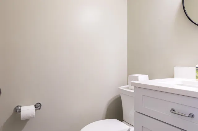 $3,500 | 1275 Maplewood Avenue, Unit 7, Portsmouth, NH 03801