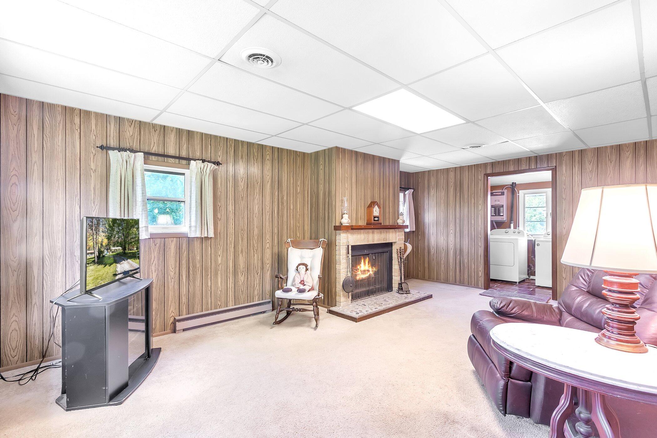 18967 Three Oaks Road Three Oaks, MI 49128 - Photo 23 of 36 family room