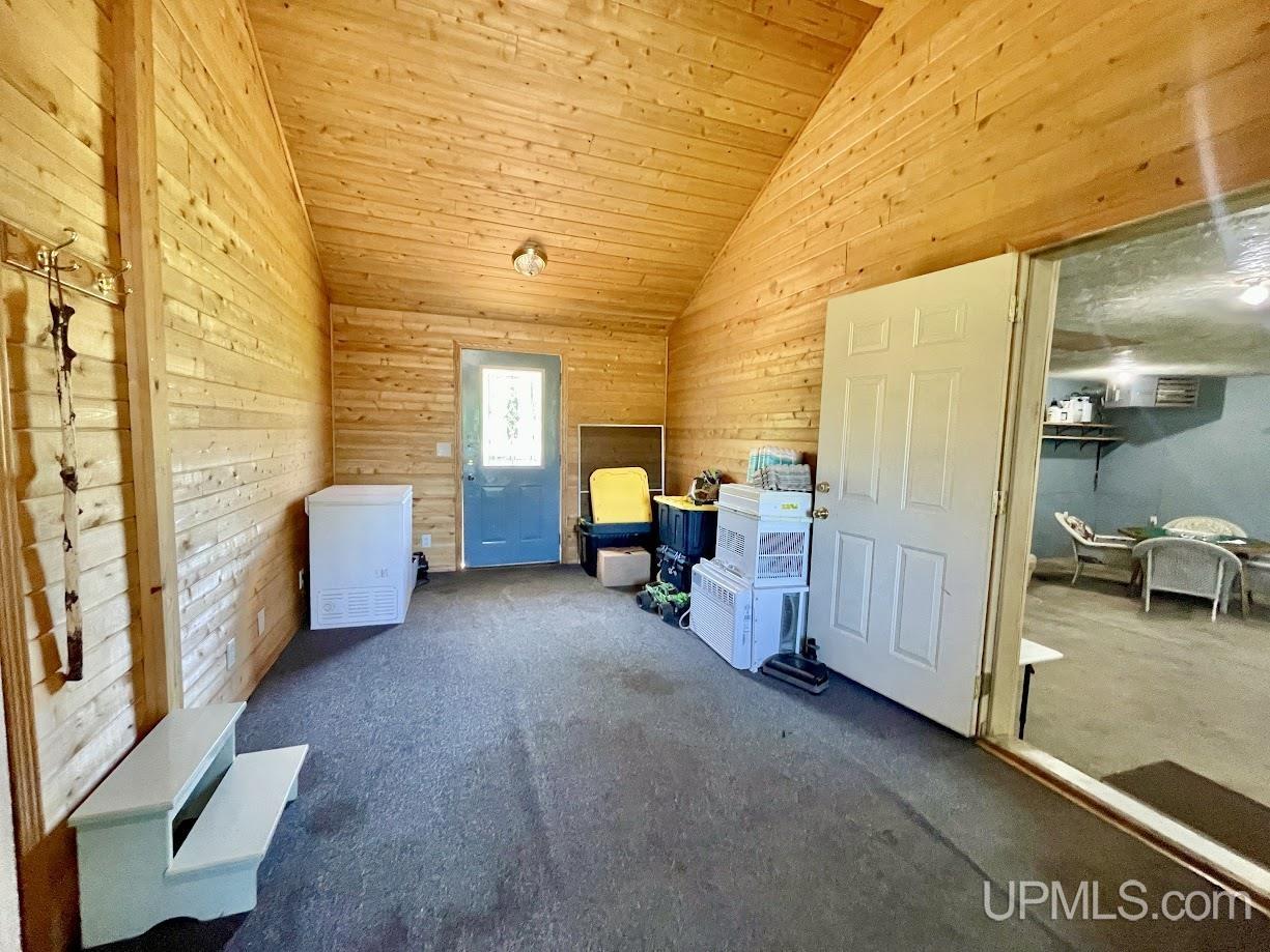 8766 32 Road Rapid River, MI 49878 - Photo 3 of 52 Gallery Image 3
