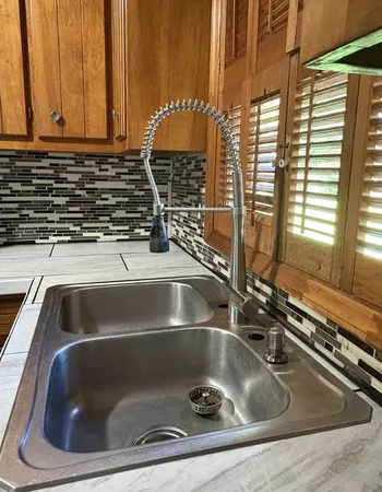 a close view of sink and tap