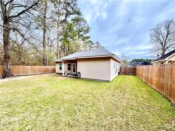$219,750 | 40183 Pecan Allee Drive, Ponchatoula, LA 70454
