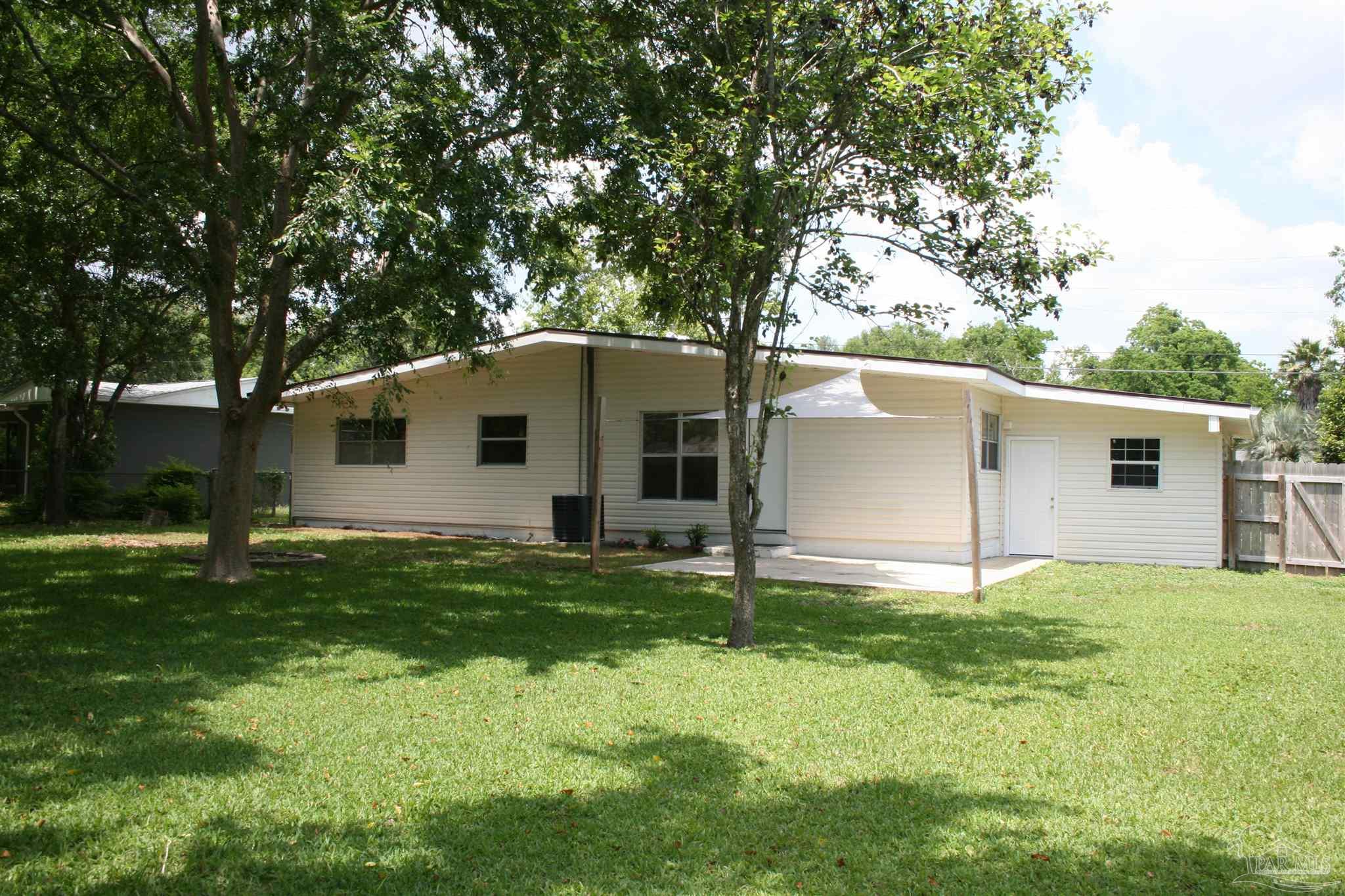3371 Wellington Road Pensacola, FL 32504 - Photo 17 of 17 Gallery Image 17