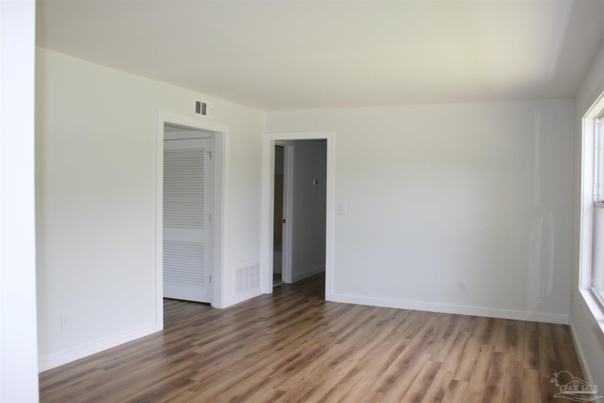 3371 Wellington Road Pensacola, FL 32504 - Photo 5 of 17 Gallery Image 5