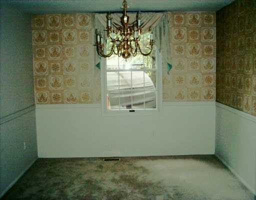 25 Mellon Road Export, PA 15632 - Photo 3 of 8 Dining Room.